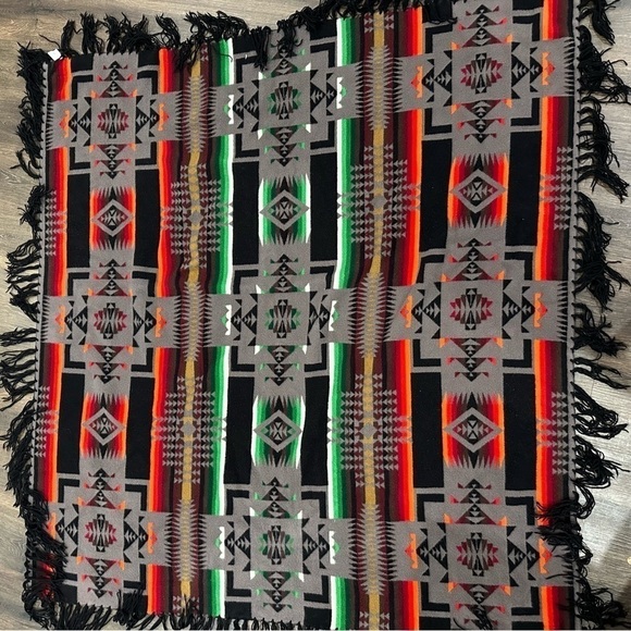 Beaver State Pendleton vintage wool Aztec blanket - Picture 6 of 7